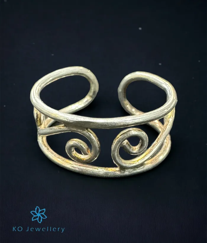 Rings Jaipur The Twirl Silver Finger Ring