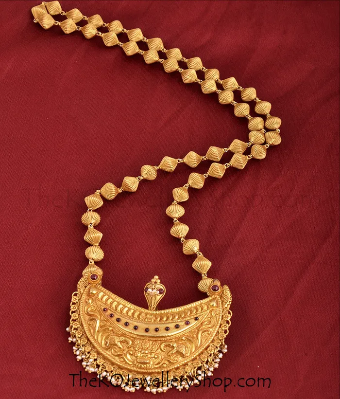 Silversmith Necklaces The Kodava Kokkethathi Silver Necklace
