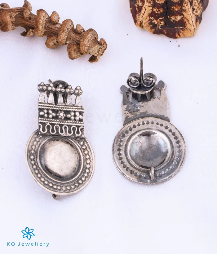 The Ahirupu Silver Thread Necklace Set Jaipur Necklaces